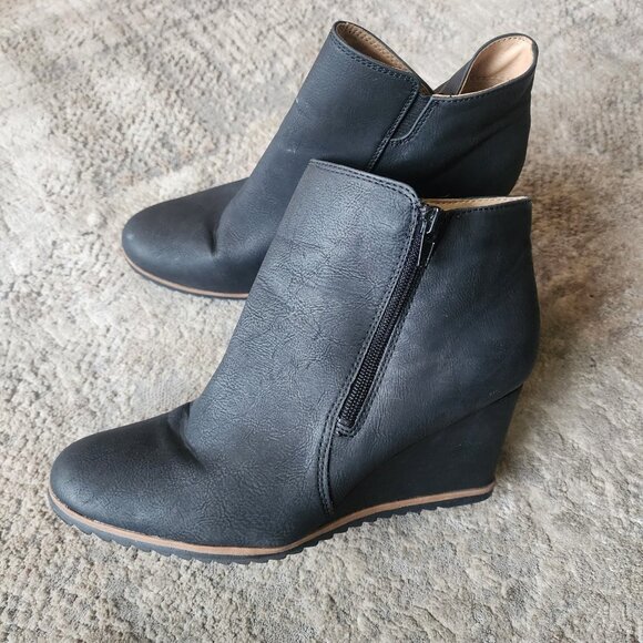 Soul Naturalizer Womens Sz 9.5 Hudson Black Faux Leather Zip Wedge Ankle Booties - Picture 2 of 9